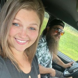 Meet your Posher, Ashley robert